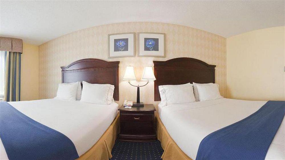 Holiday Inn Express & Suites San Antonio West Sea World Area By Ihg Exterior foto